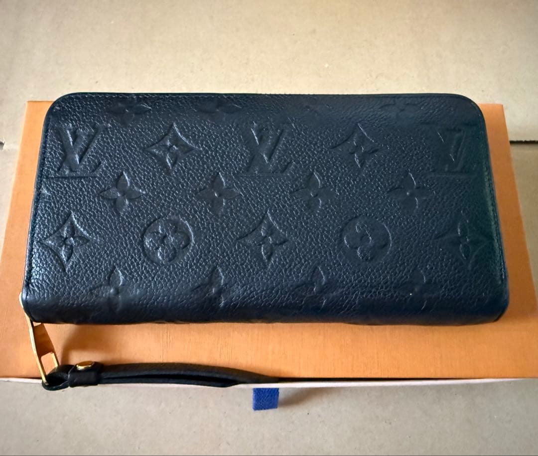 ルイヴィトン　長財布　モノグラムアンプラント　M61864