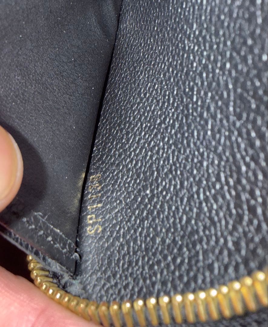 ルイヴィトン　長財布　モノグラムアンプラント　M61864