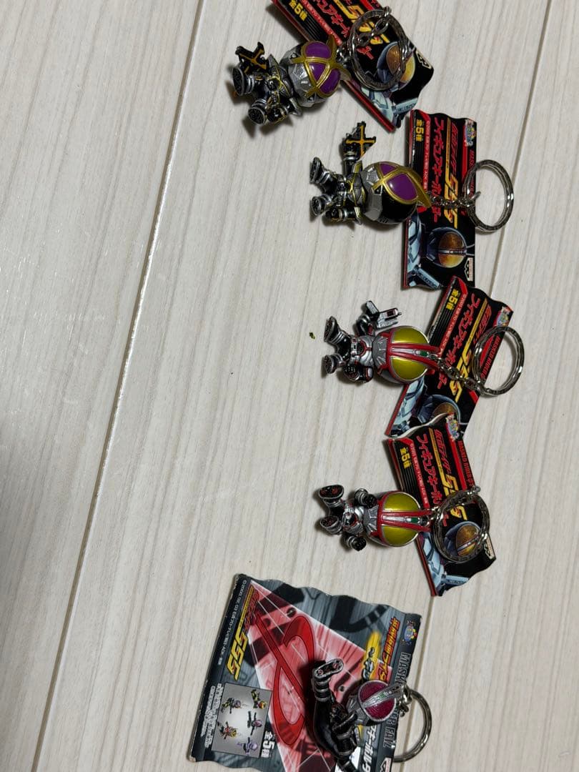 仮面ライダー　ウルトラマン　キャラクター キーホルダーセット