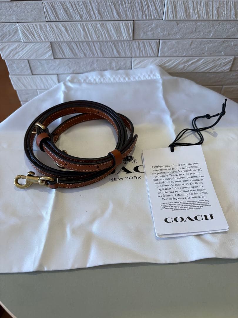 COACH ハート型バッグ　新品未使用品