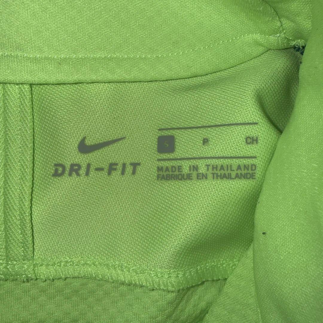 NIKEバルセロナトレーニングウェア上下 気分で値段変わります