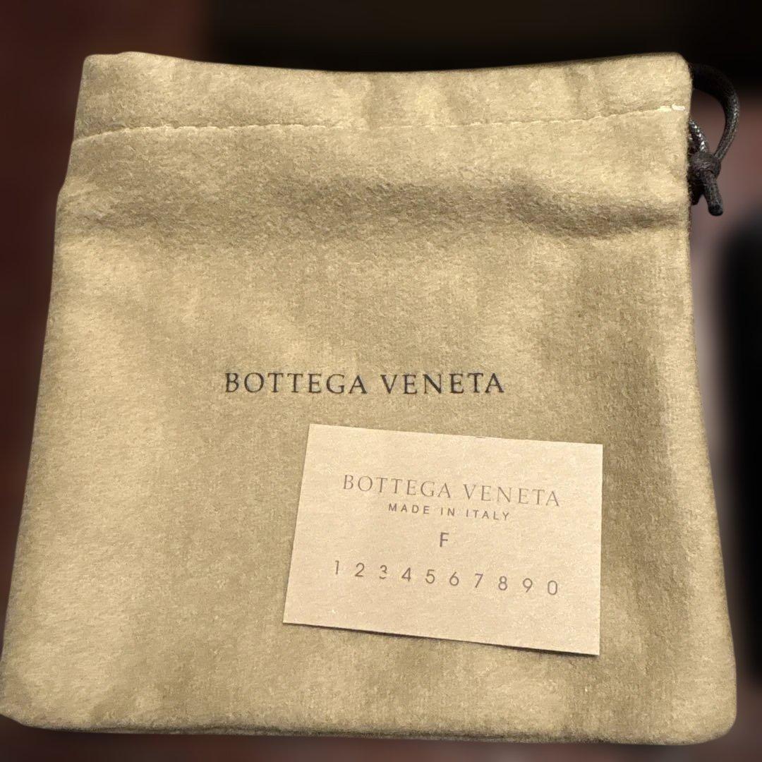 BOTTEGA VENETA 二つ折り財布　ボッテガ