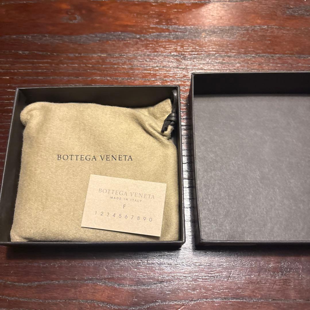 BOTTEGA VENETA 二つ折り財布　ボッテガ