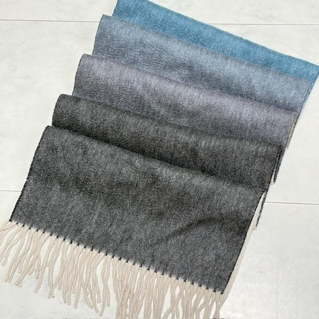 新品シール付★ベグアンドコー カシミアマフラー 白、薄茶、灰、青のグラデーション