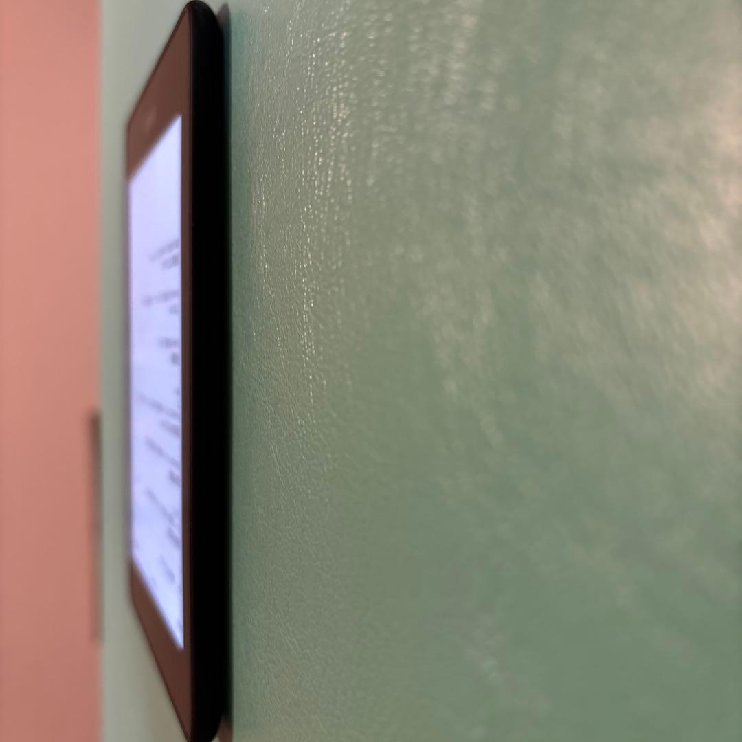 Kindle Paperwhite (第10世代) 本体＋カバー付き