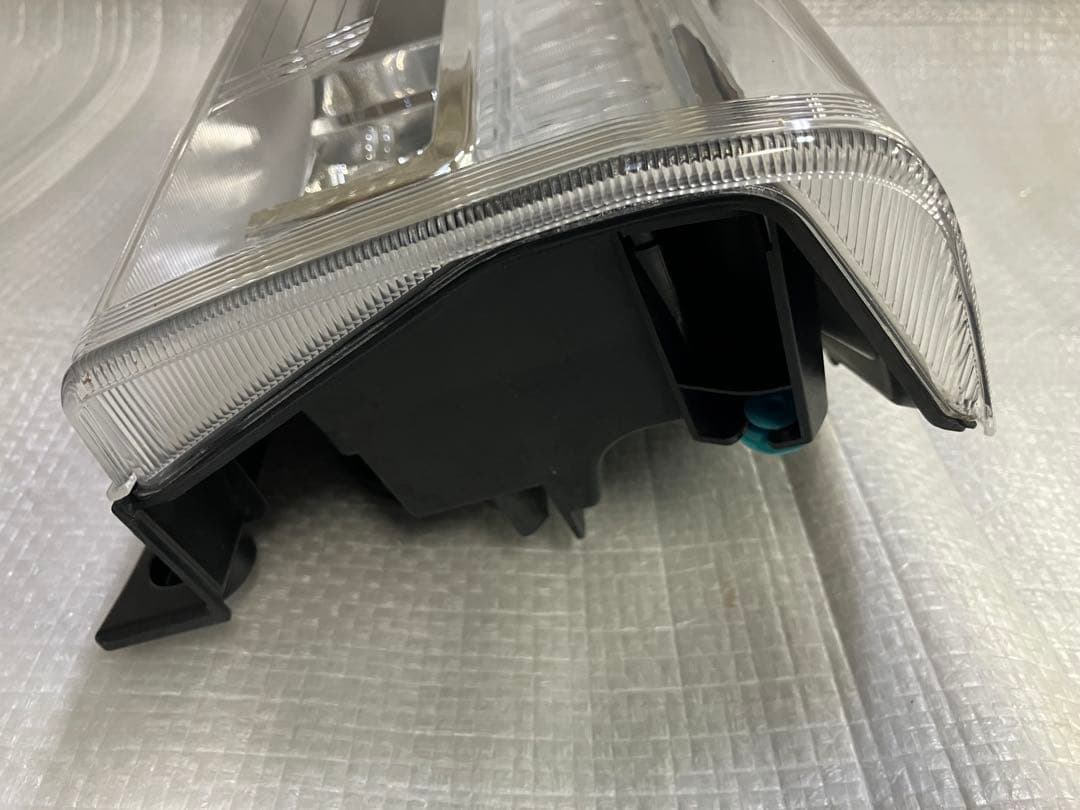 福★タントカスタムLA600S右純正テールランプ★インナーメッキ★良品★