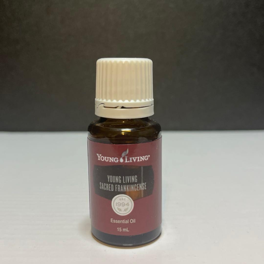 【新品】ヤングリビング　セイクレッドフランキンセンス　15ml