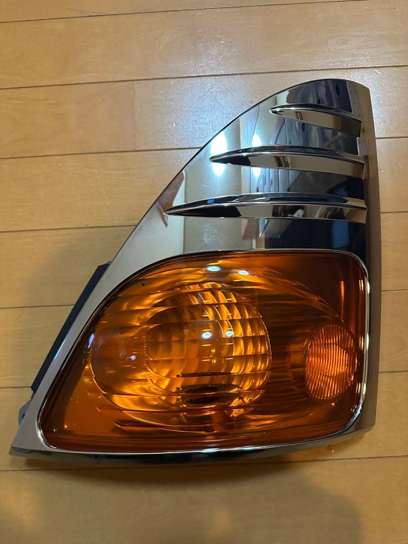 グランドプロフィア 純正ウィンカー　純正メッキ