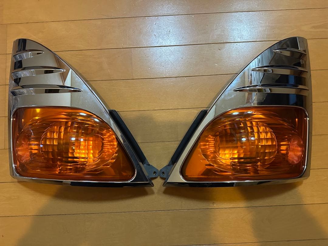 グランドプロフィア 純正ウィンカー　純正メッキ