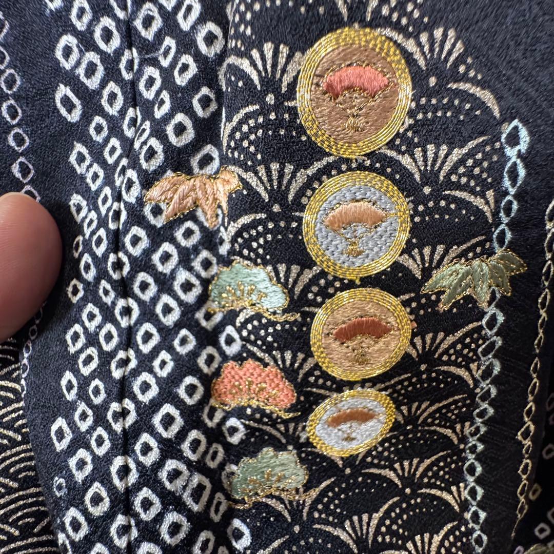 三松しつけ付き　正絹　袷　訪問着　付け下げ　着物　167裄67 刺繍　黒　絞り