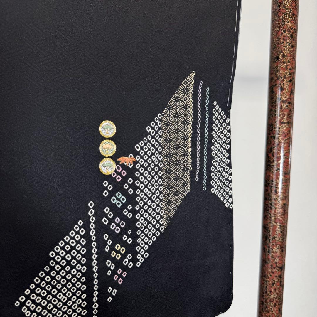 三松しつけ付き　正絹　袷　訪問着　付け下げ　着物　167裄67 刺繍　黒　絞り