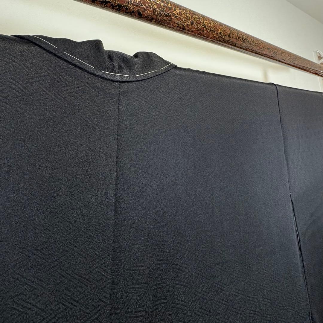 三松しつけ付き　正絹　袷　訪問着　付け下げ　着物　167裄67 刺繍　黒　絞り