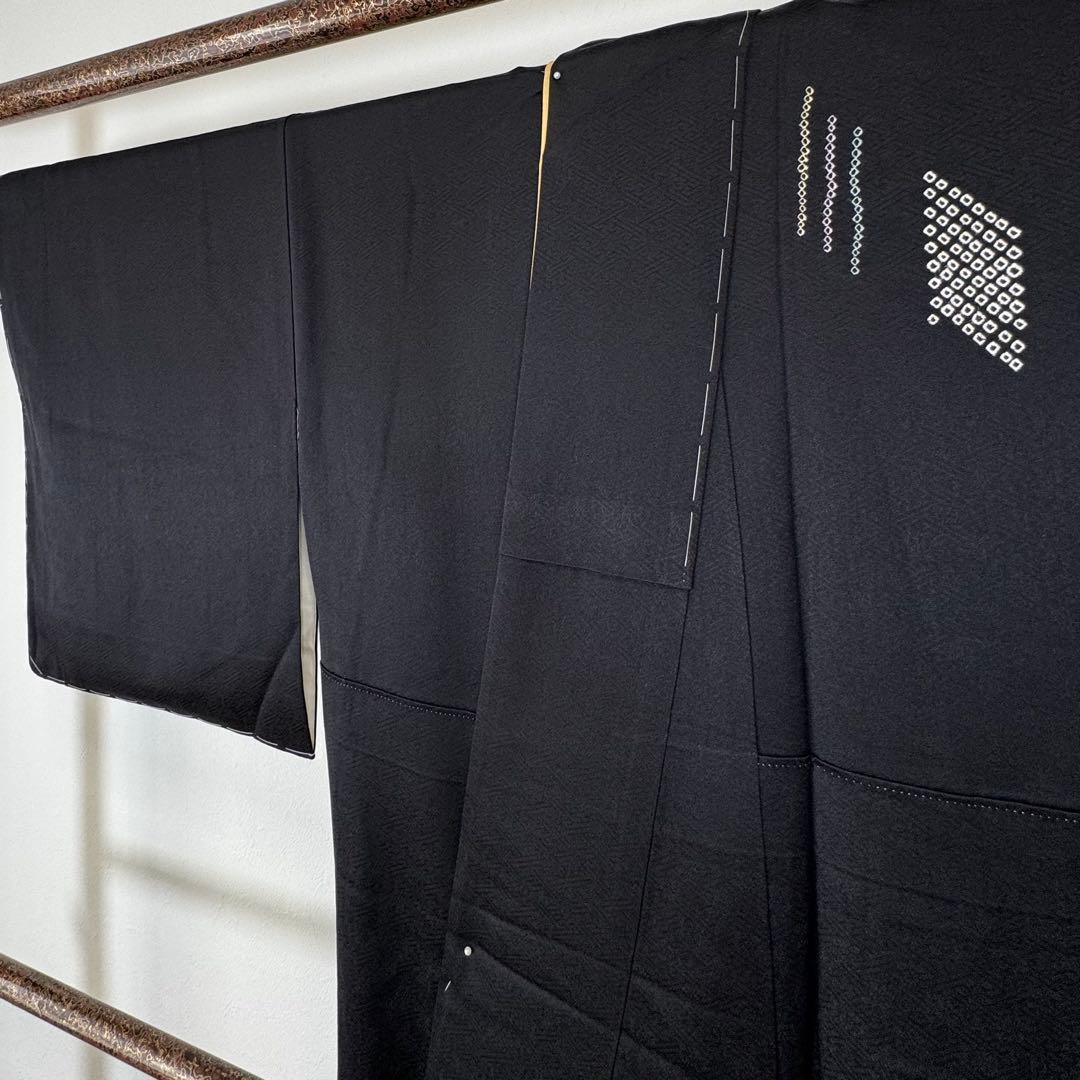 三松しつけ付き　正絹　袷　訪問着　付け下げ　着物　167裄67 刺繍　黒　絞り