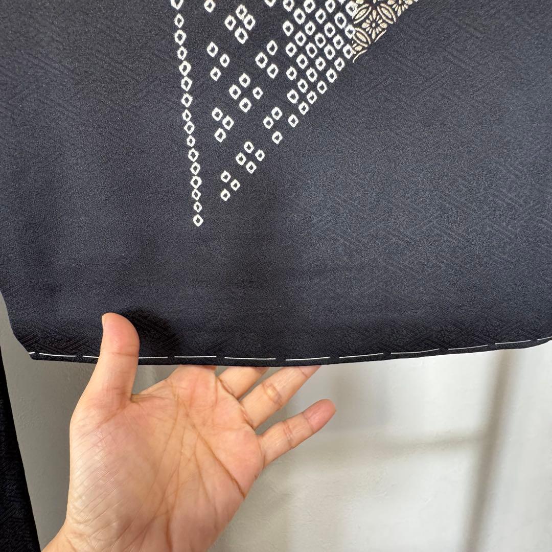 三松しつけ付き　正絹　袷　訪問着　付け下げ　着物　167裄67 刺繍　黒　絞り