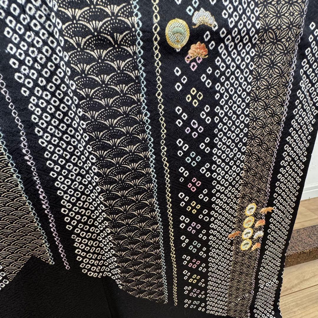 三松しつけ付き　正絹　袷　訪問着　付け下げ　着物　167裄67 刺繍　黒　絞り