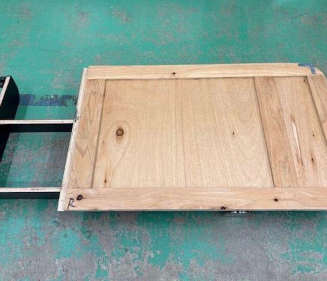 200系ハイエース　窓埋めパネルセット