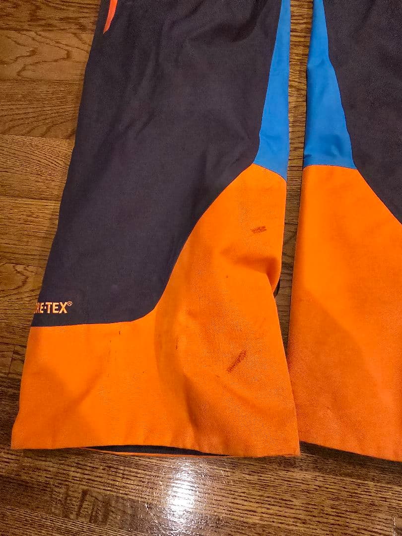 ピークパフォーマンス　ヘリグラビティ　上下セット