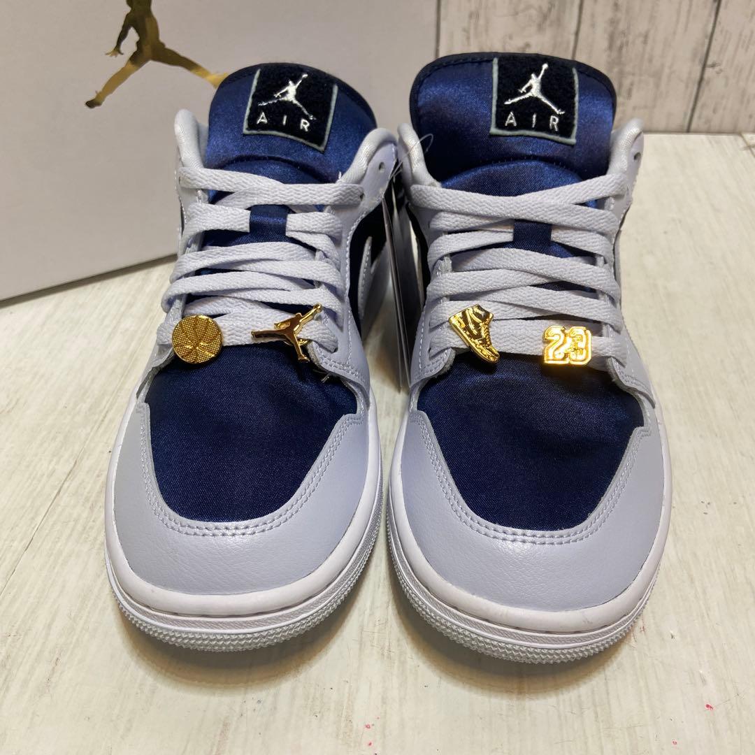 新品・未使用⭐️ナイキ エアジョーダン1 ロー \"フットボールグレー\" 26cm