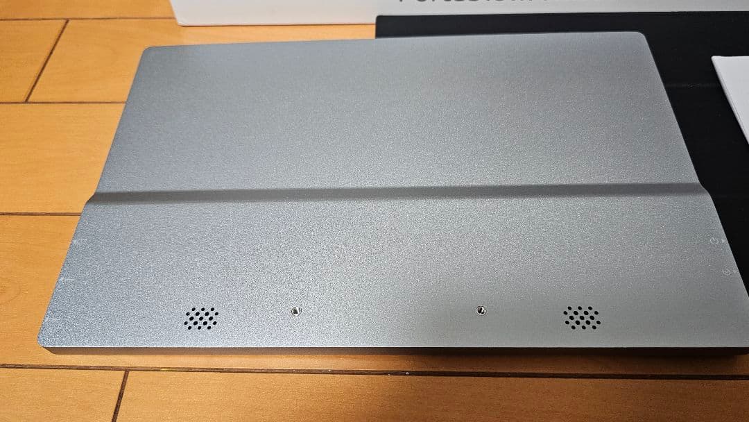 モバイルディスプレイ IVV 12.5 インチ4K 解像度（3840x2160）