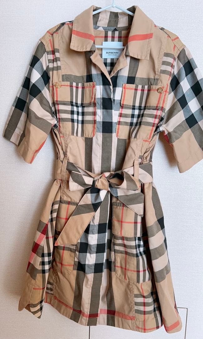 BURBERRY チェック柄 半袖ワンピース　バーバリー 6y