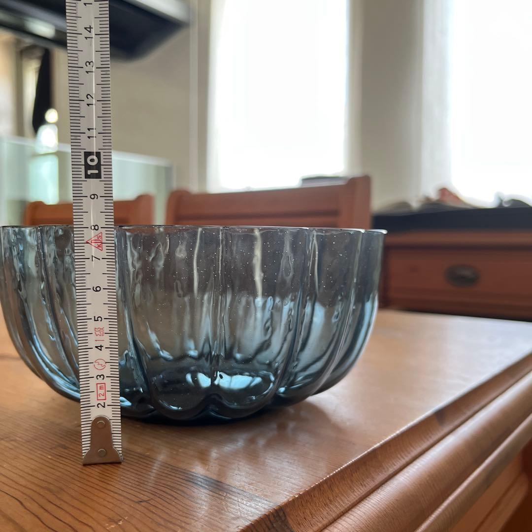 津田清和／深め／輪花　ガラスボウル鉢／希少／極美品