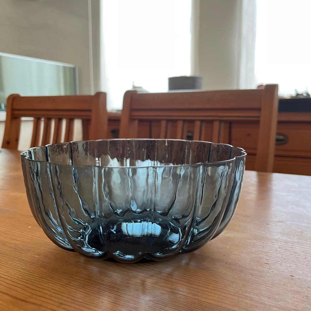 津田清和／深め／輪花　ガラスボウル鉢／希少／極美品