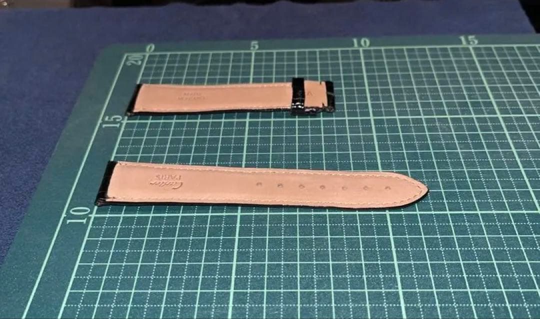 カルティエ純正　レザーベルト 黒 未使用品