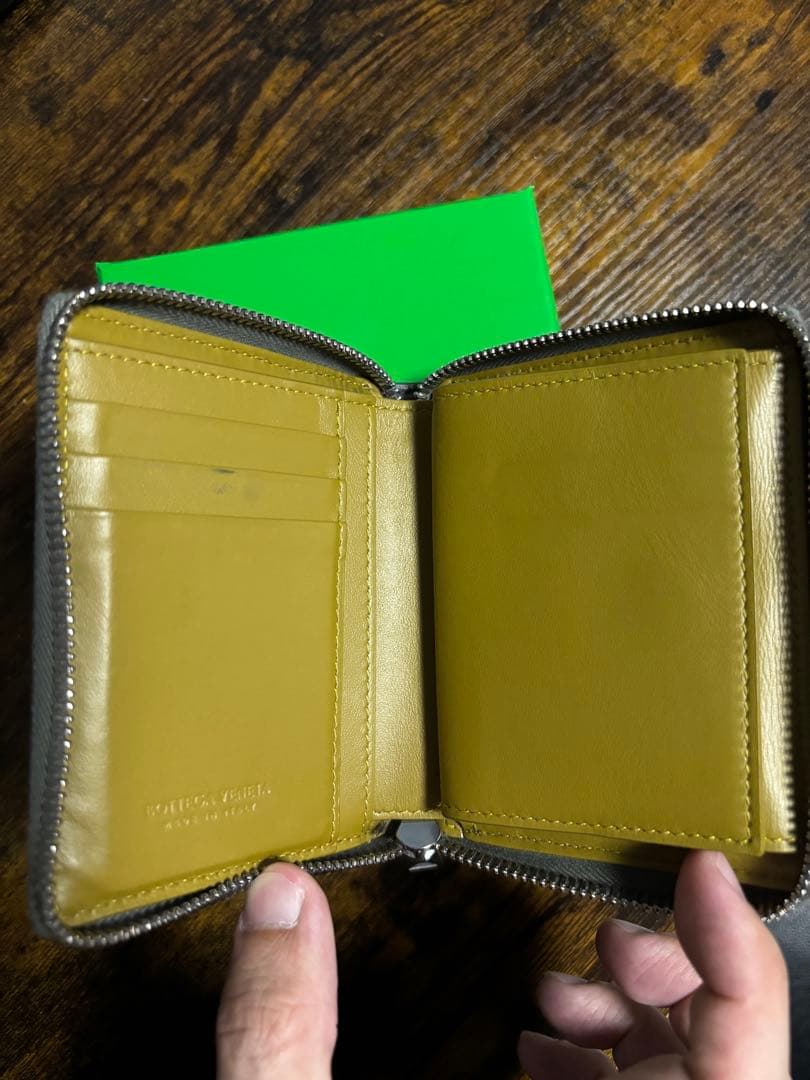 大幅値下げ！大人気ブランド！ボッテガヴェネタ　ジップウォレット