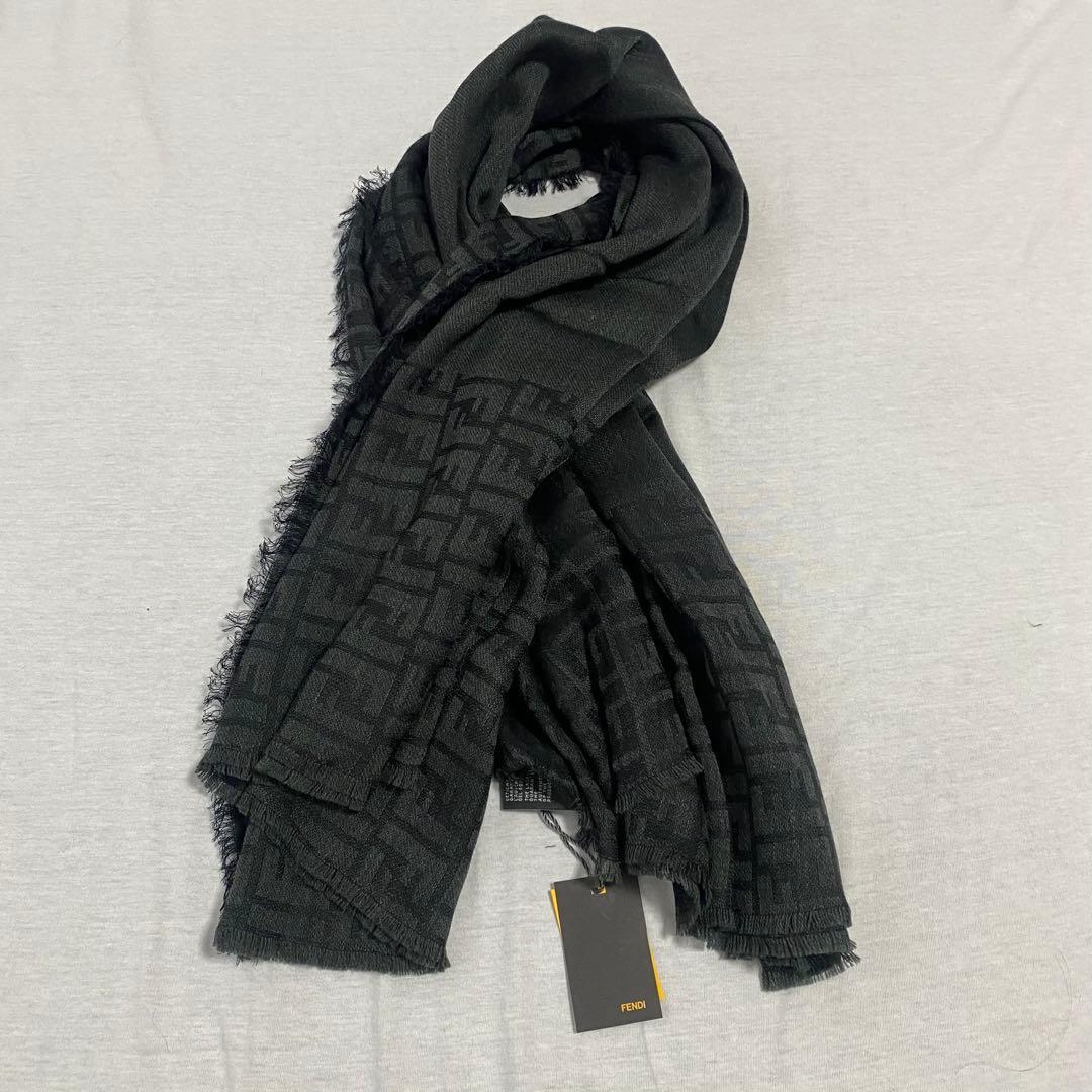 未使用タグ付き【フェンディ】ストール スカーフ ズッカ柄ロゴ ウール混イタリア製