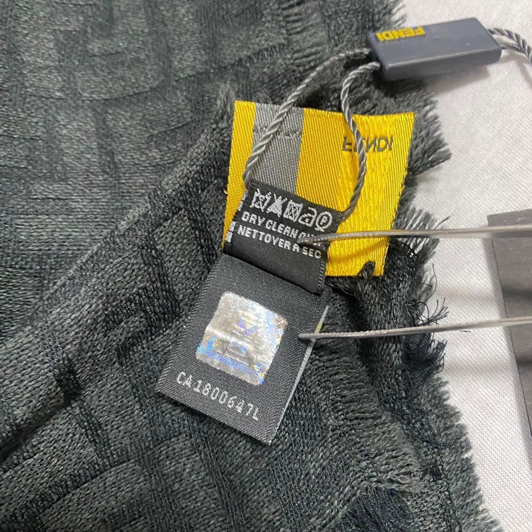 未使用タグ付き【フェンディ】ストール スカーフ ズッカ柄ロゴ ウール混イタリア製
