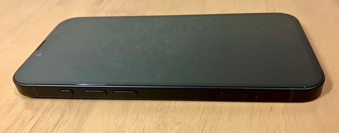 Apple iPhone16e 128GB (香港版・シャッター音無)