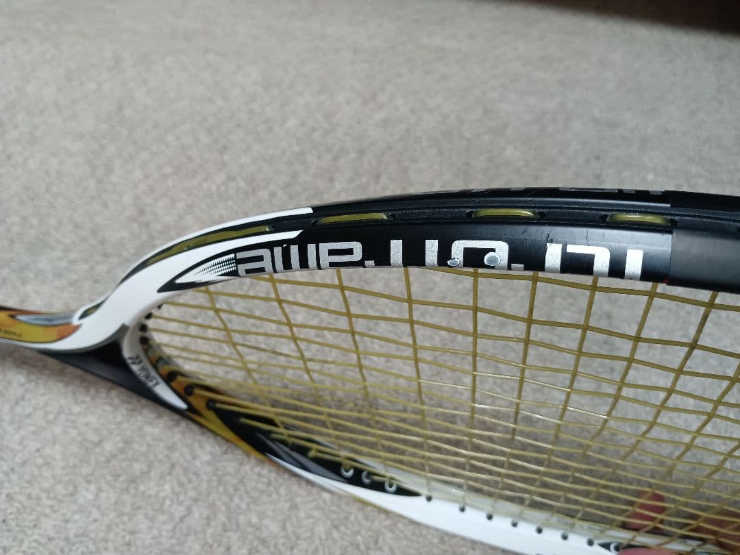 ヨネックス ネクシーガ2本セット