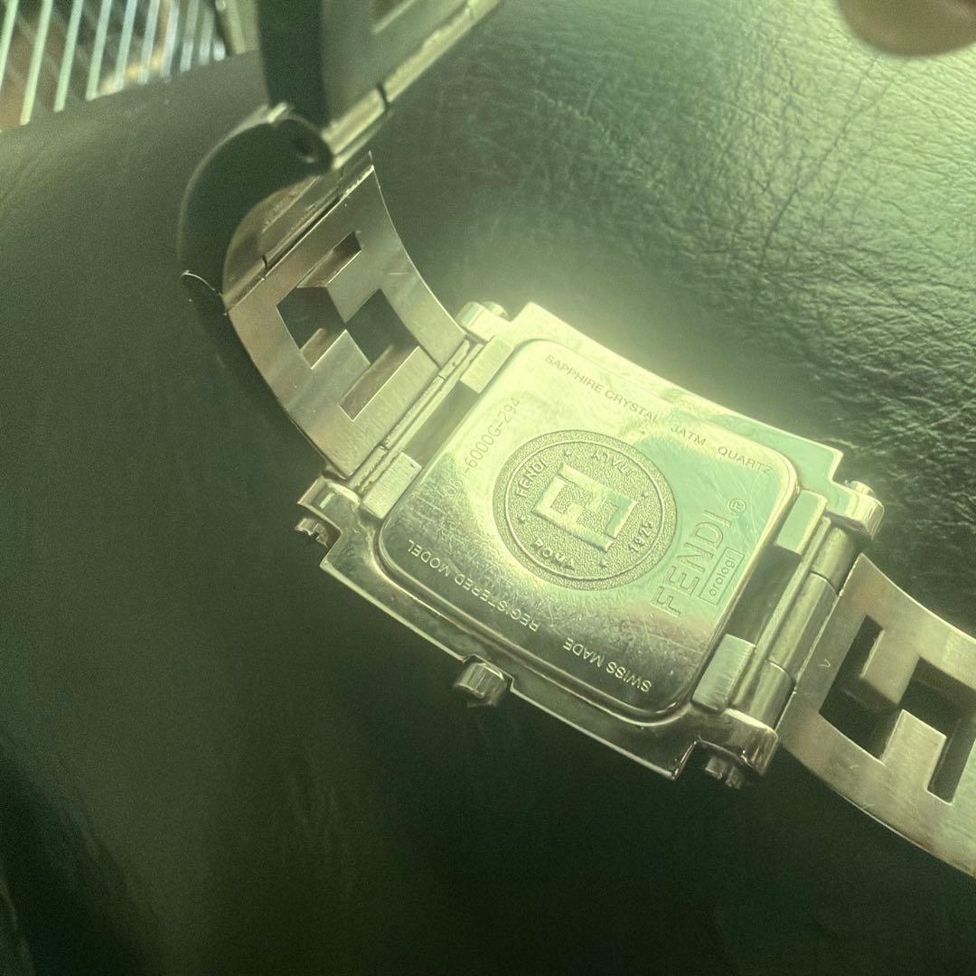 クアドロFENDI シルバー 腕時計