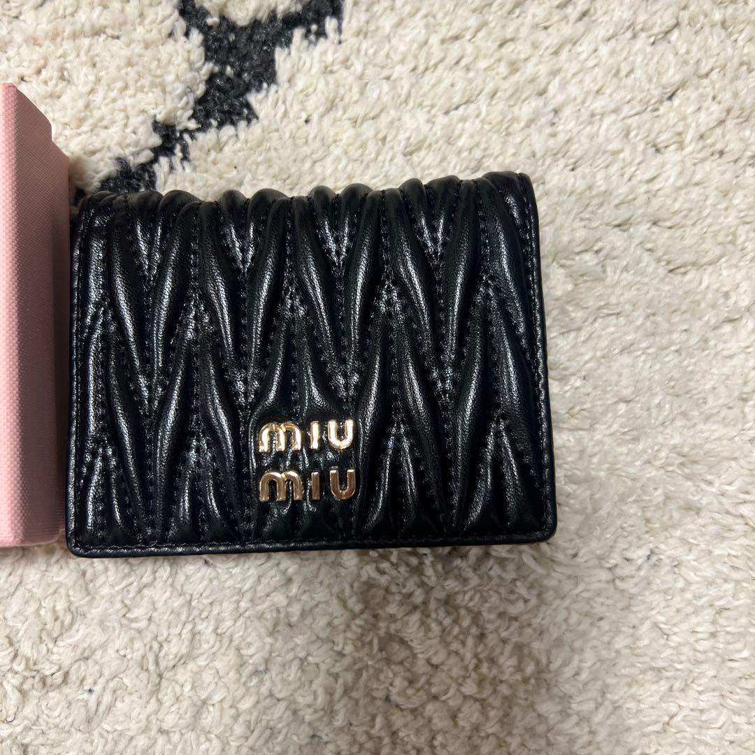 MIU MIU ブラックミニ財布