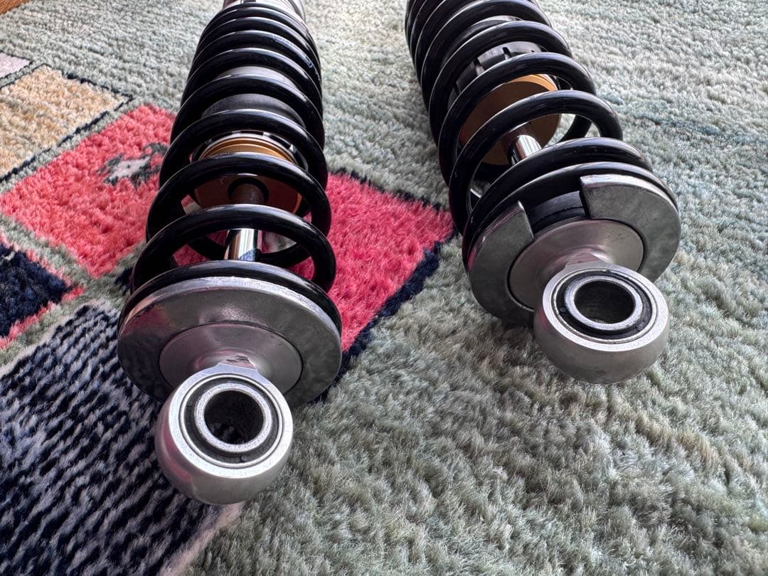 ♪ オーリンズ♪ スポーツスター リアサス リアショック HD145E