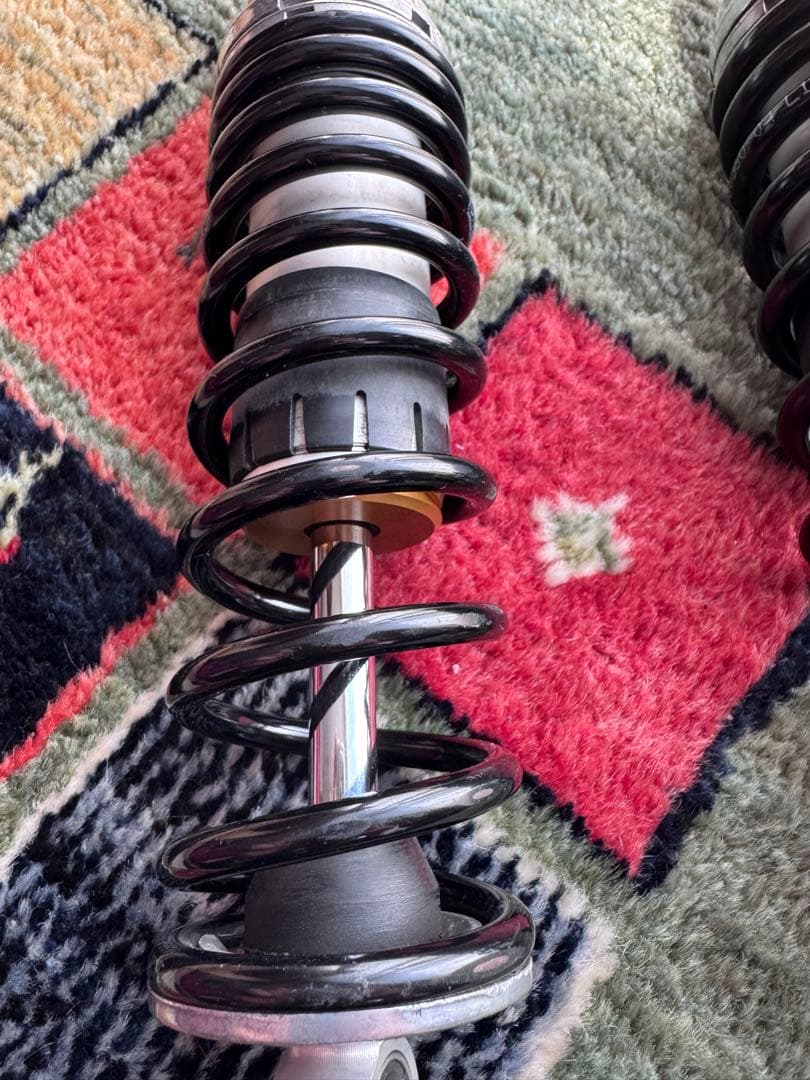 ♪ オーリンズ♪ スポーツスター リアサス リアショック HD145E