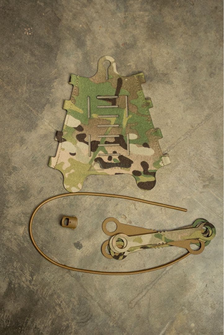 実物未開封One Hundred Conceptsサイリウムホルダーマルチカム