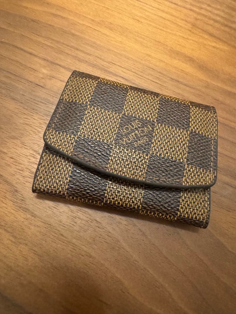 【美品】ルイヴィトン カフスボタン カフリンクス ロゴ レザーケース付