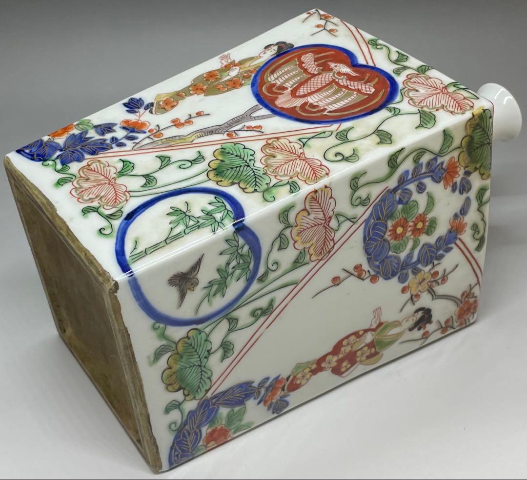 幸せウサギ　古伊万里　錦手　色絵美人角徳利　金彩　色絵　一輪挿し　v613