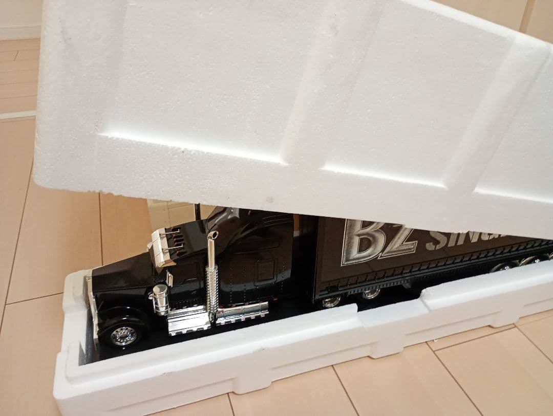 『B'z COMPLETE SINGLE BOX』トレーラーエディション