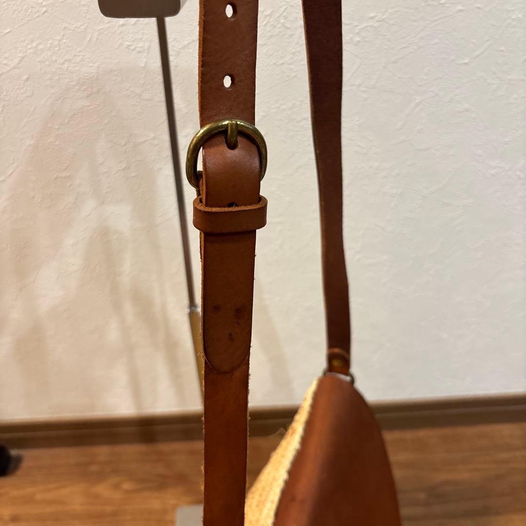 【極美品】IL BISONTE イルビゾンテ カゴ レザー ショルダーバッグ