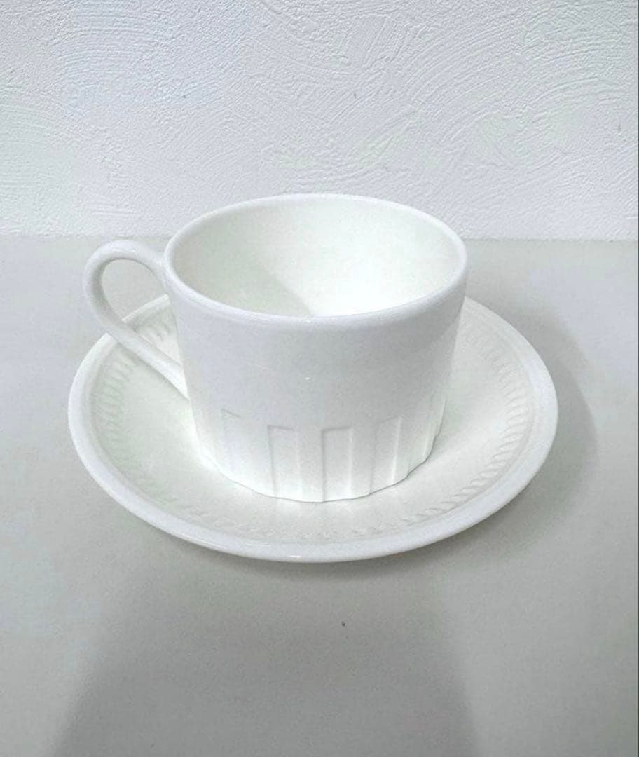 【新品】WEDGEWOOD コロシアム プレート　カップソーサー10点セット