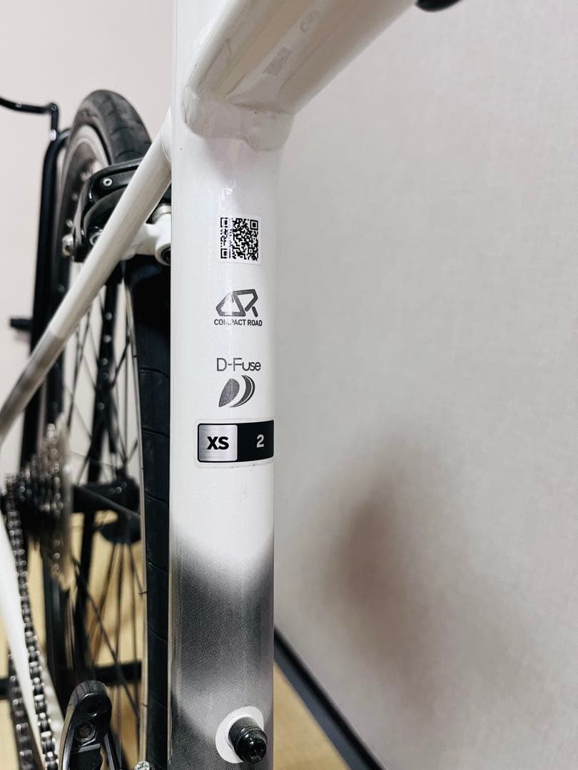 【ロードバイク】【LIV】【AVAIL】【女性用】