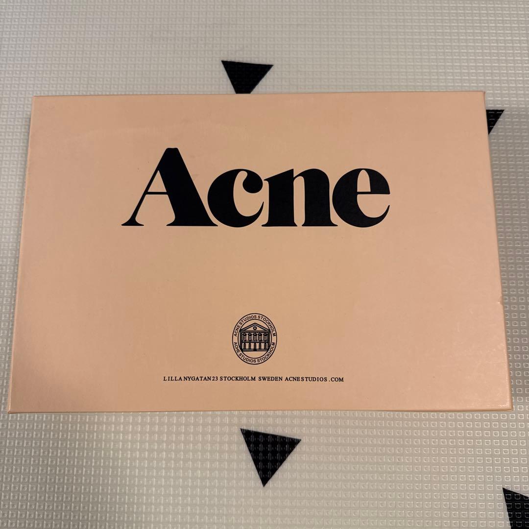 【Acne Studios】100%バージンウール 大判マフラー