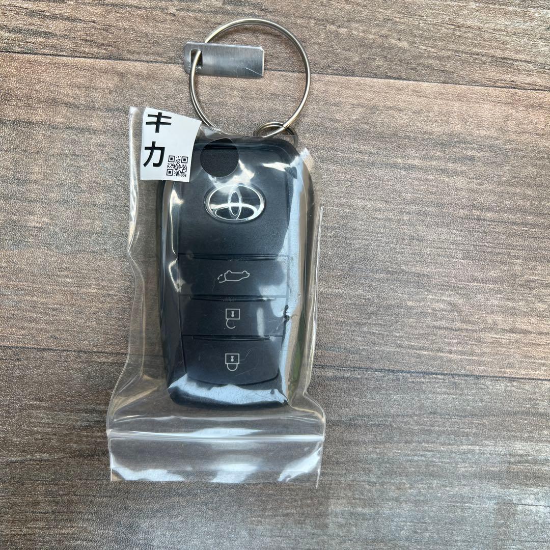 ランドクルーザー250　スマートキー　ランクル250