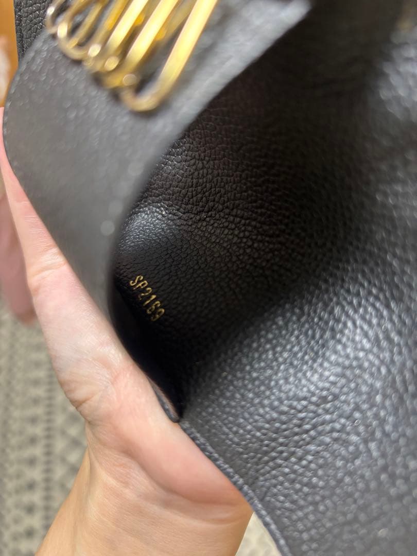 【LOUIS VUITTON】キーケースミュルティクレ6ブラック