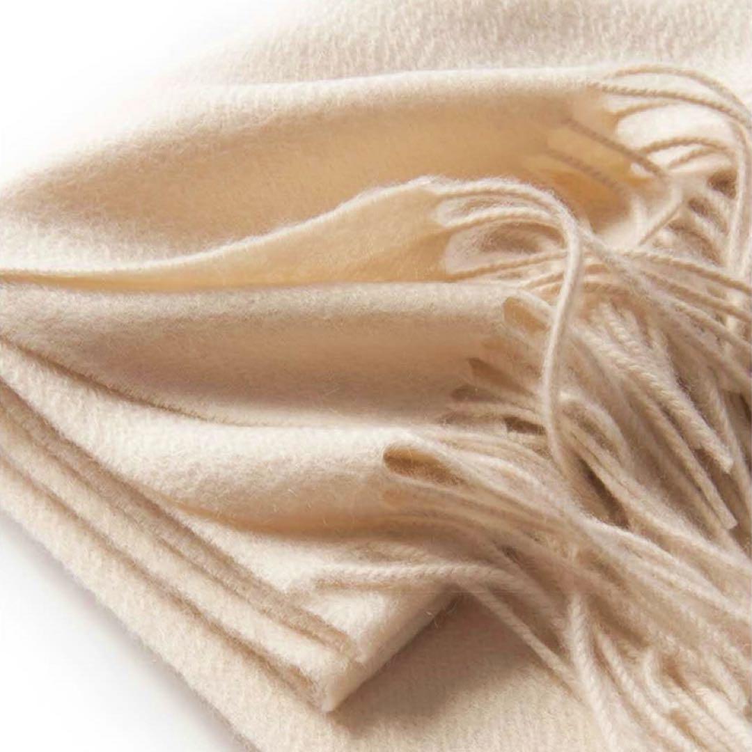 送料無料☆極上 カシミア100％☆大判ストール☆秋・冬用　ホワイトベージュ