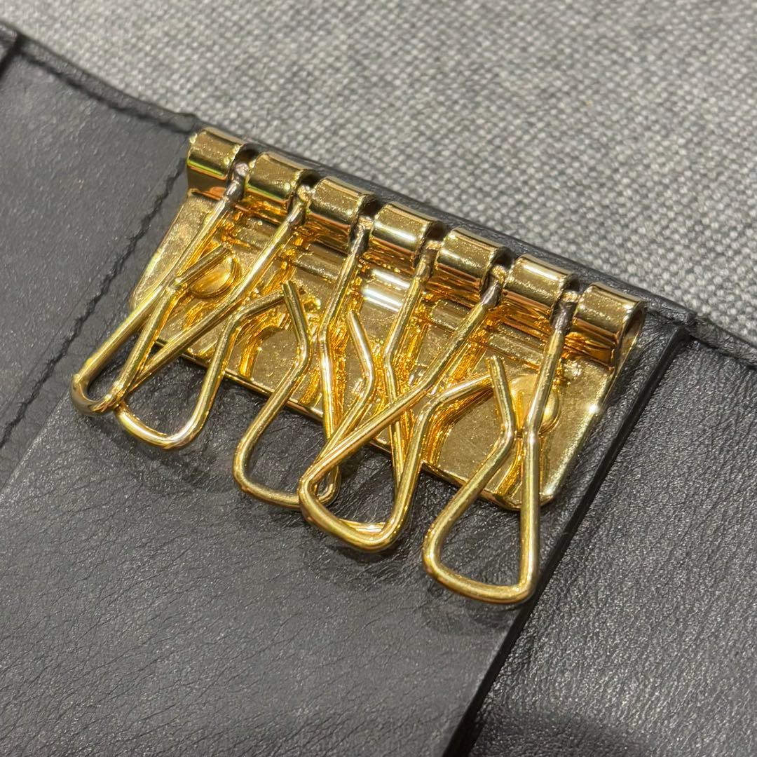 サンローラン　6連キーケース　YSLロゴ　カサンドラ　レザー　ブラック