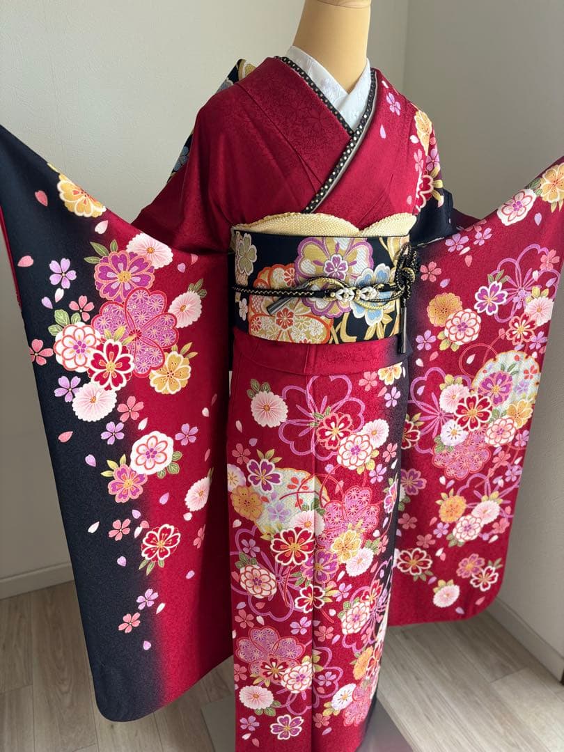 ポム❣️ 【最終価格！】⭐️振袖フルセット　正絹振袖　正絹袋帯　成人式　赤系