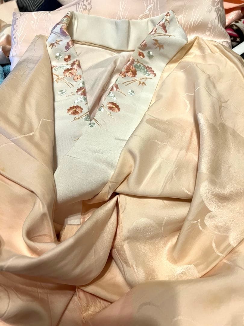 れもんのれ✨　シルク長襦袢　刺繍半衿付き✨